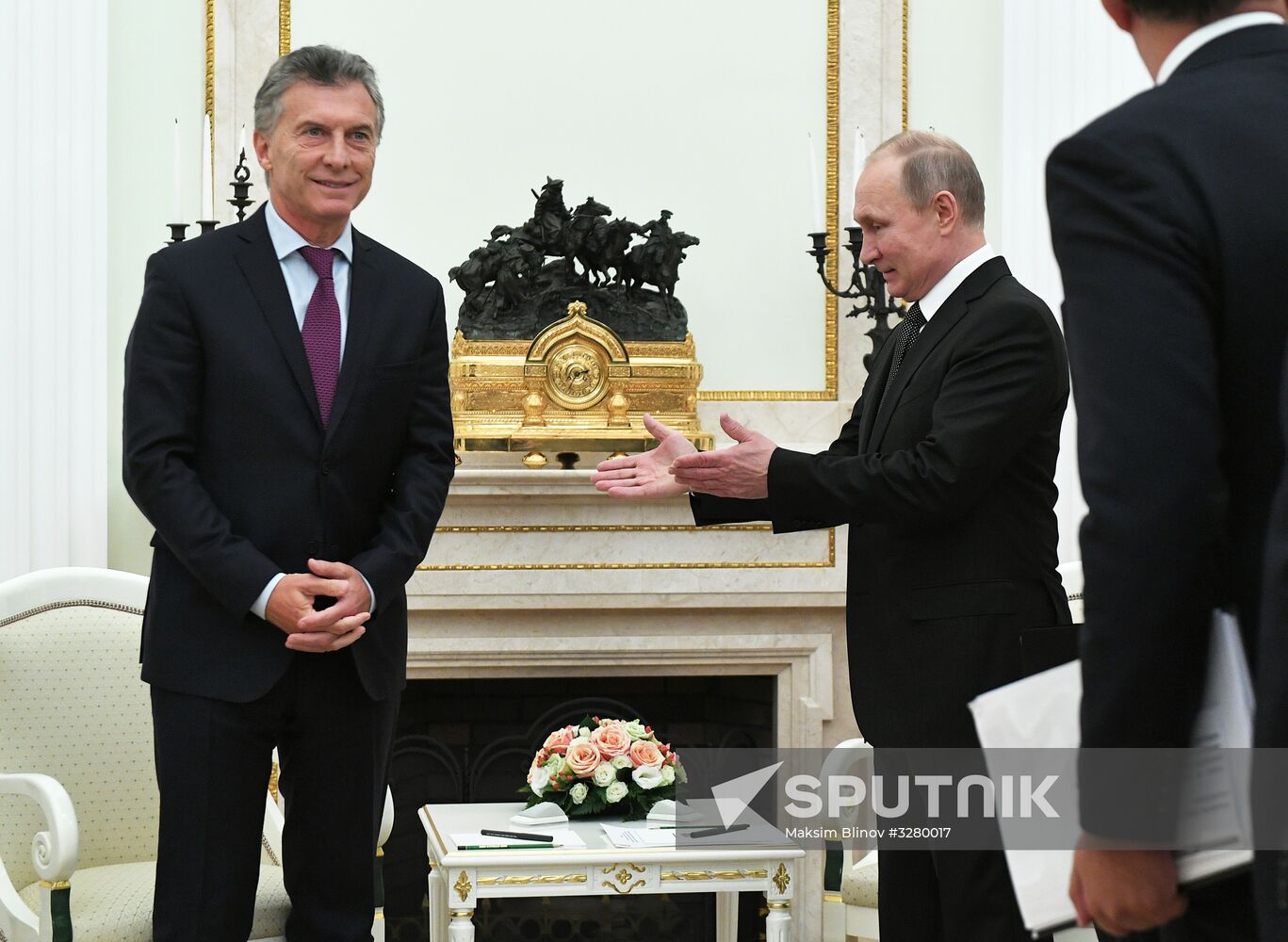 President Vladimir Putin meets with Argentinian President Mauricio Macri