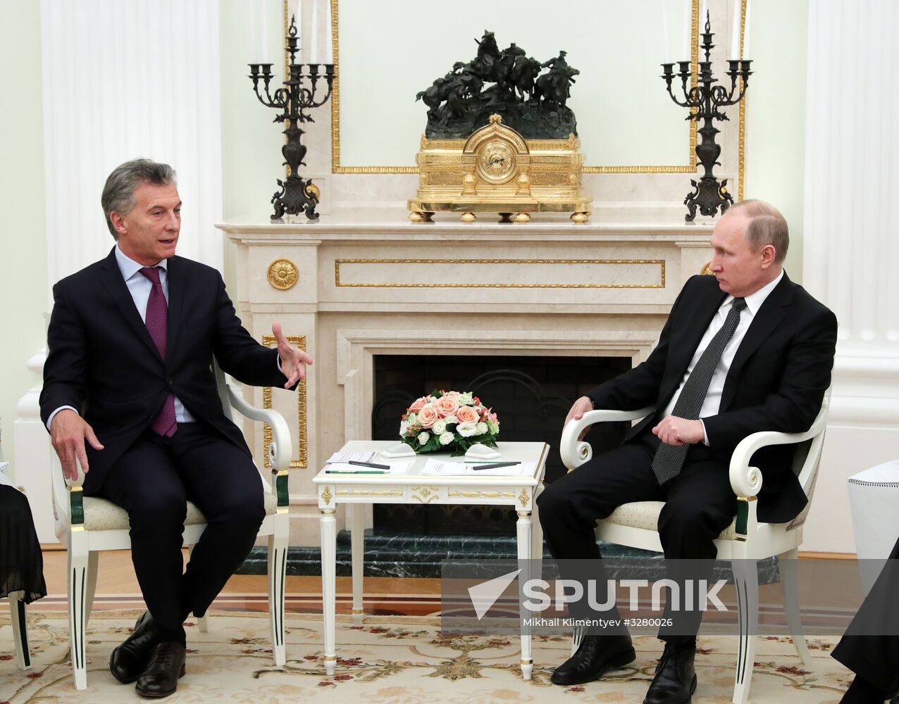 President Vladimir Putin meets with Argentinian President Mauricio Macri