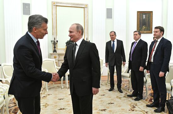President Vladimir Putin meets with Argentinian President Mauricio Macri