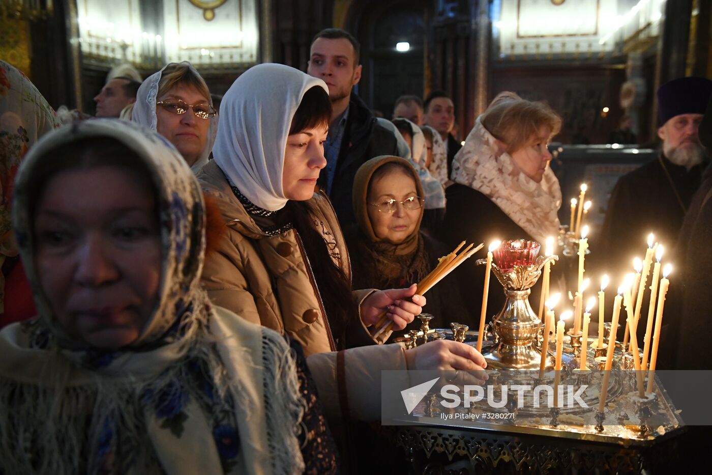 Patriarch holds service on opening day of 26th International Christmas Readings