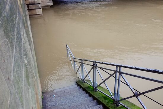 Flooding in Paris