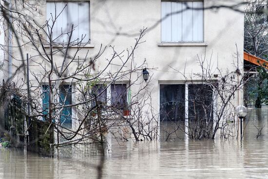 Flooding in Paris
