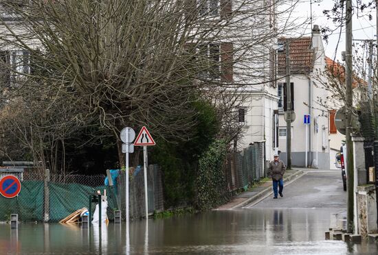 Flooding in Paris
