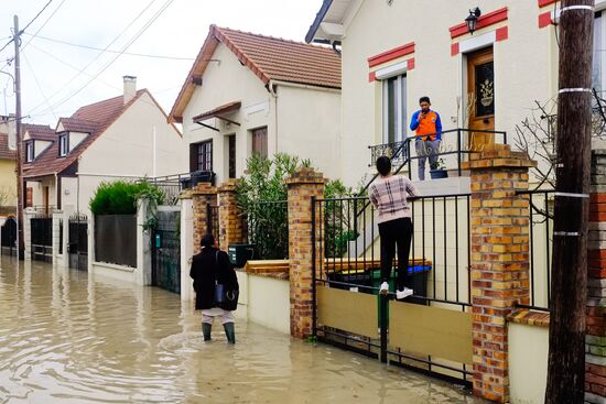 Flooding in Paris