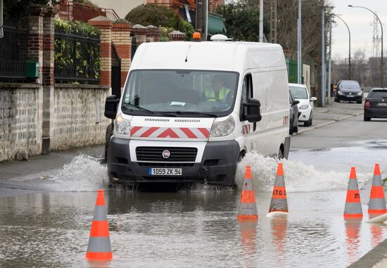 Flooding in Paris