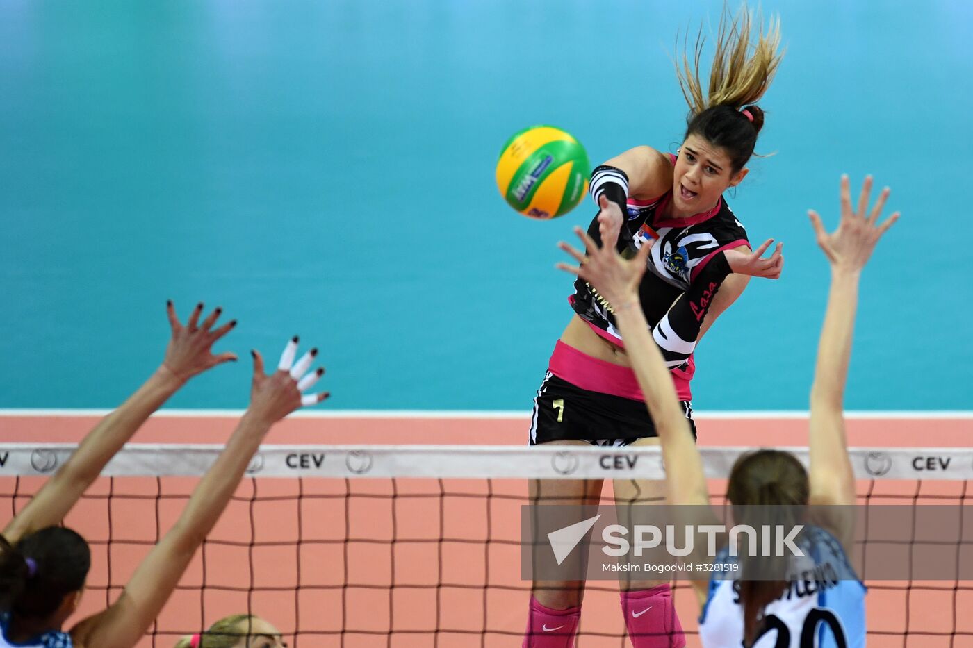 Voleyball. Champions League. Women. Dynamo-Kazan vs Vizura