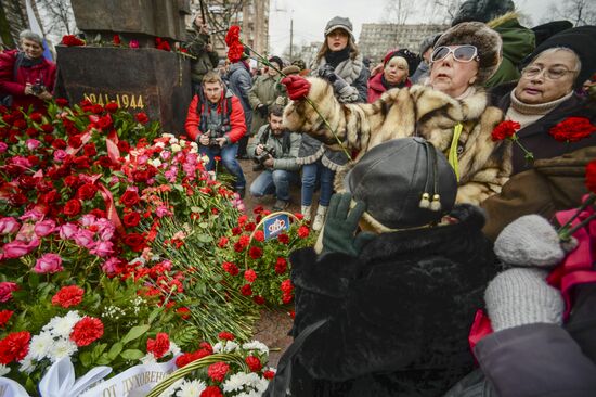 Unveiling monument in honor of courage of people of Leningrad in Saint Petersburg