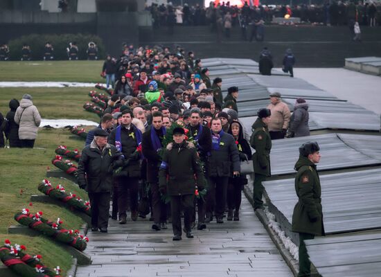 Wreaths and flowers laid at Piskaryovskoye Memorial Cemetery