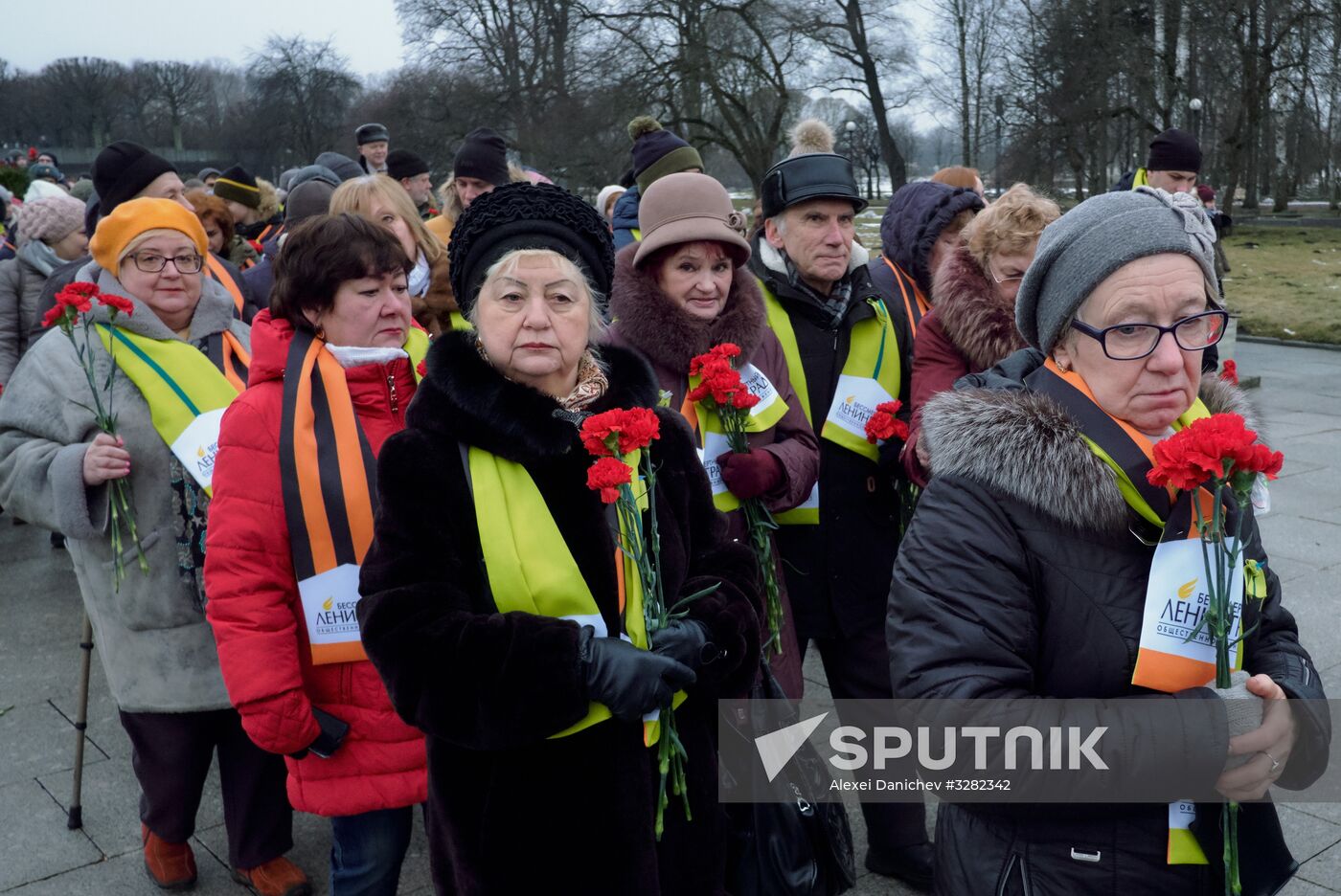 Wreaths and flowers laid at Piskaryovskoye Memorial Cemetery