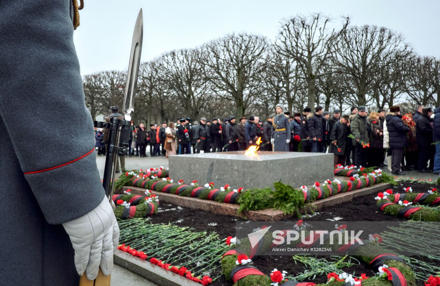 Wreaths and flowers laid at Piskaryovskoye Memorial Cemetery