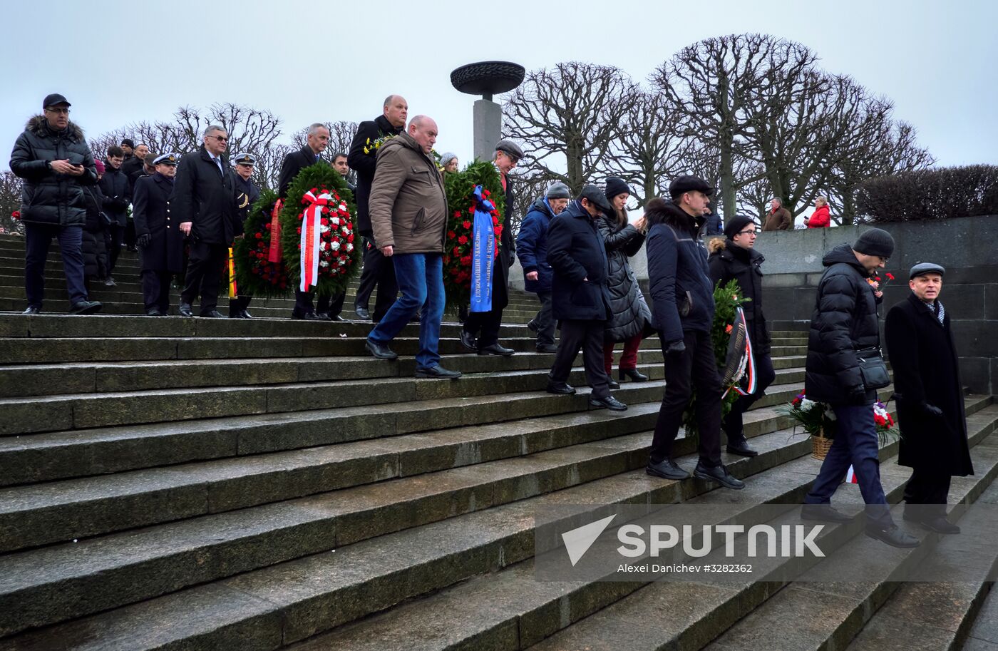 Wreaths and flowers laid at Piskaryovskoye Memorial Cemetery