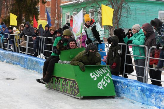 Sunnyfest, a festival of creative sleds