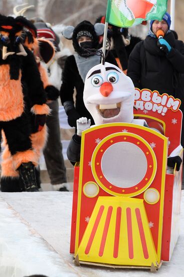 Sunnyfest, a festival of creative sleds