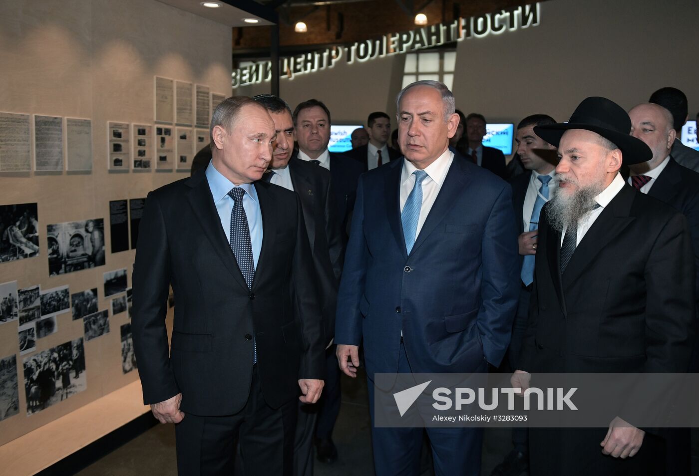 President Vladimir Putin meets with Prime Minister of Israel Benjamin Netanyahu