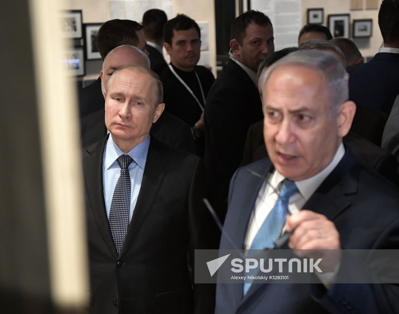 President Vladimir Putin meets with Prime Minister of Israel Benjamin Netanyahu