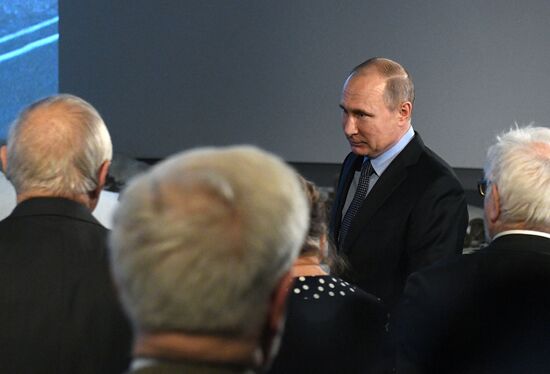 President Vladimir Putin meets with Prime Minister of Israel Benjamin Netanyahu