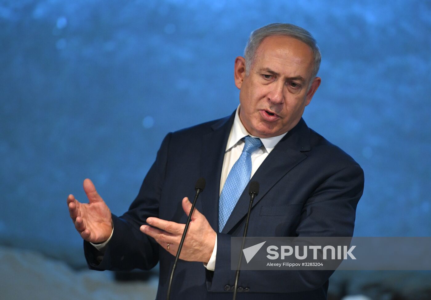 President Vladimir Putin meets with Prime Minister of Israel Benjamin Netanyahu