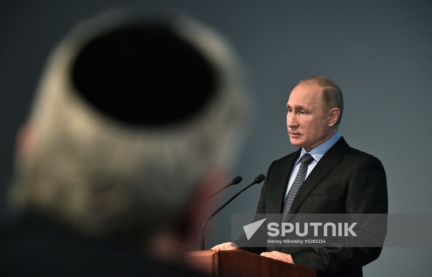 President Vladimir Putin meets with Prime Minister of Israel Benjamin Netanyahu