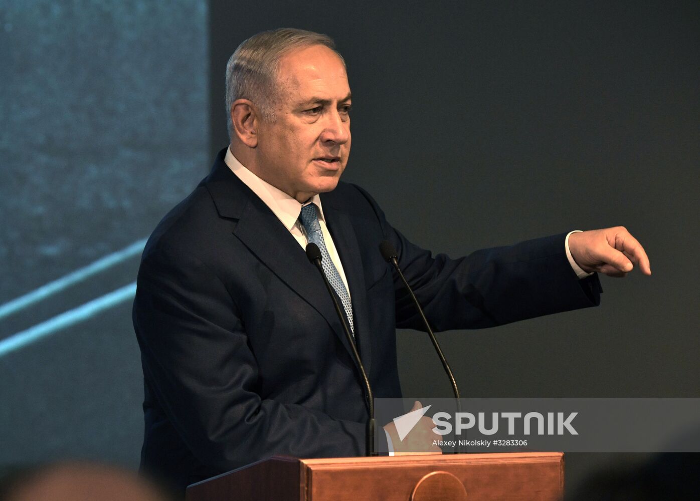 President Vladimir Putin meets with Prime Minister of Israel Benjamin Netanyahu