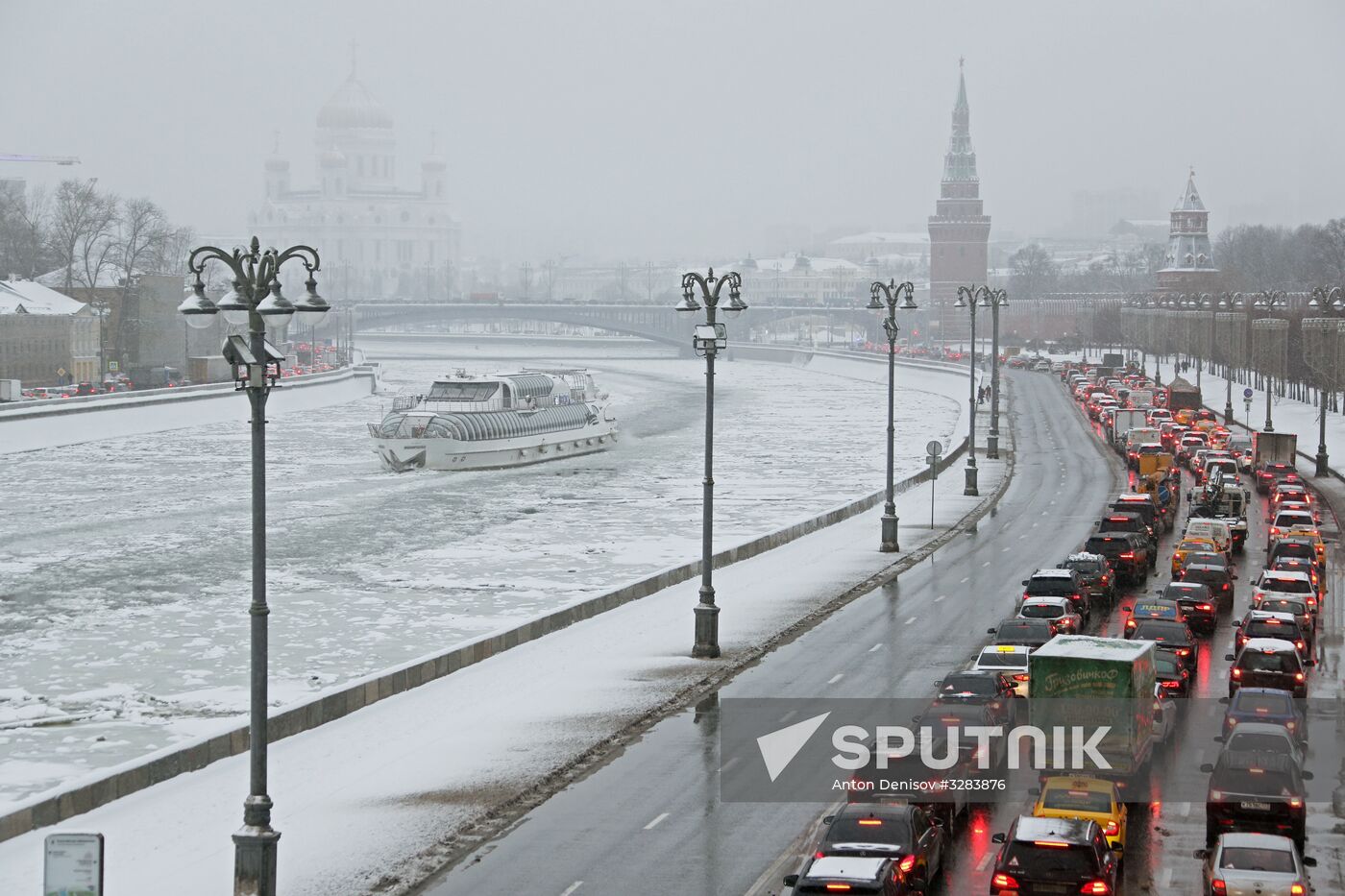 Snowfall in Moscow