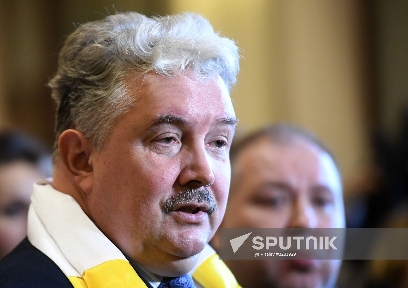 Submitting signatures in support of Sergei Baburin's registration as presidential candidate