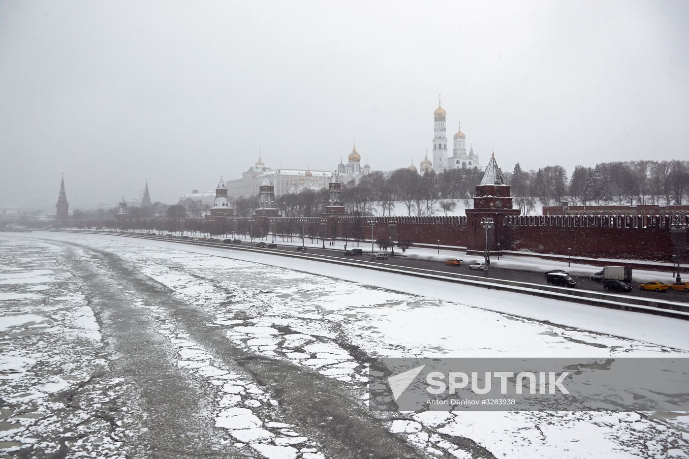 Snowfall in Moscow