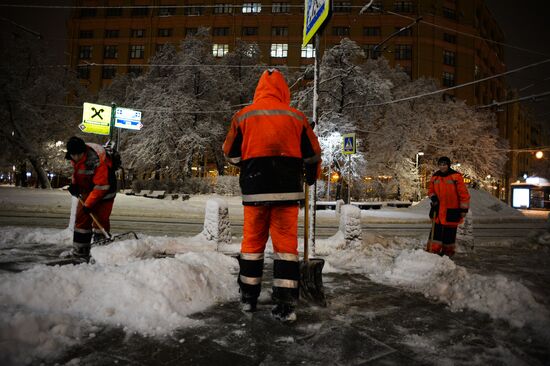 Snow clearing in Moscow