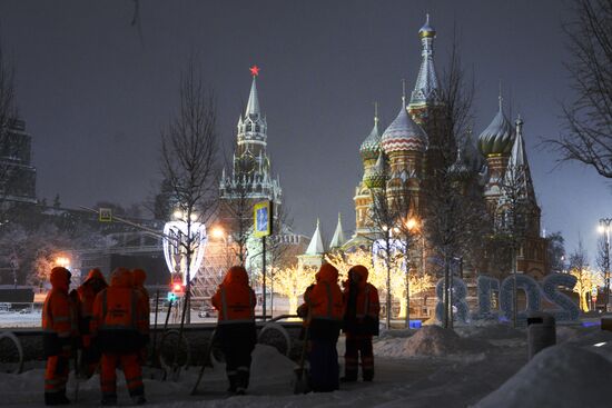 Snow clearing in Moscow