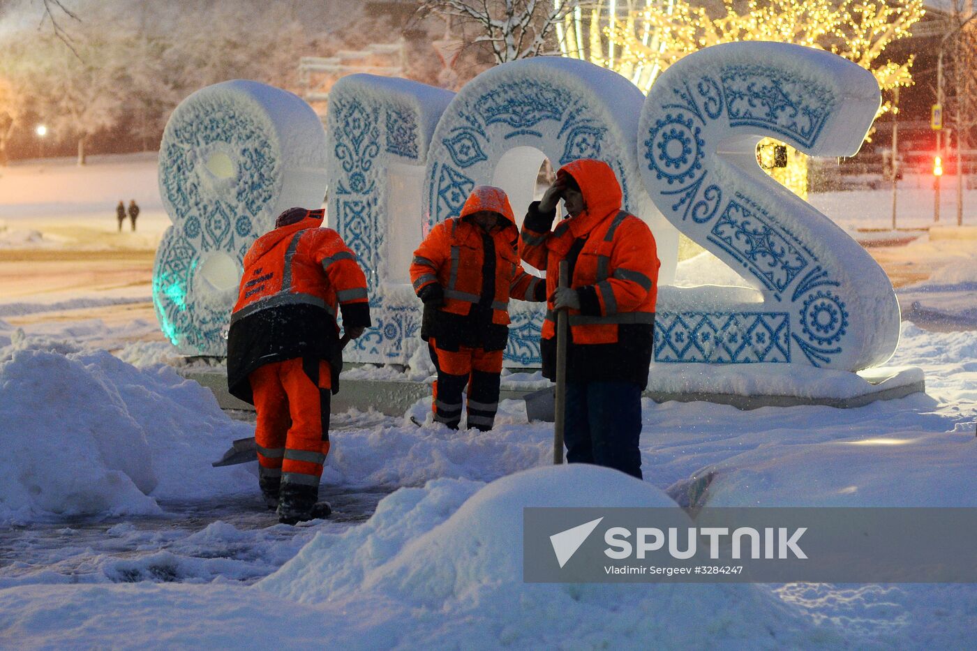 Snow clearing in Moscow