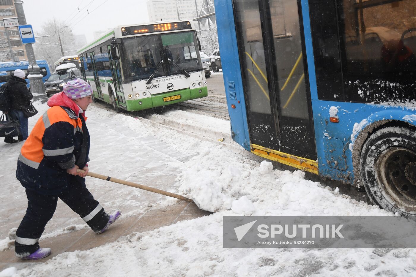 Snow clearing in Moscow