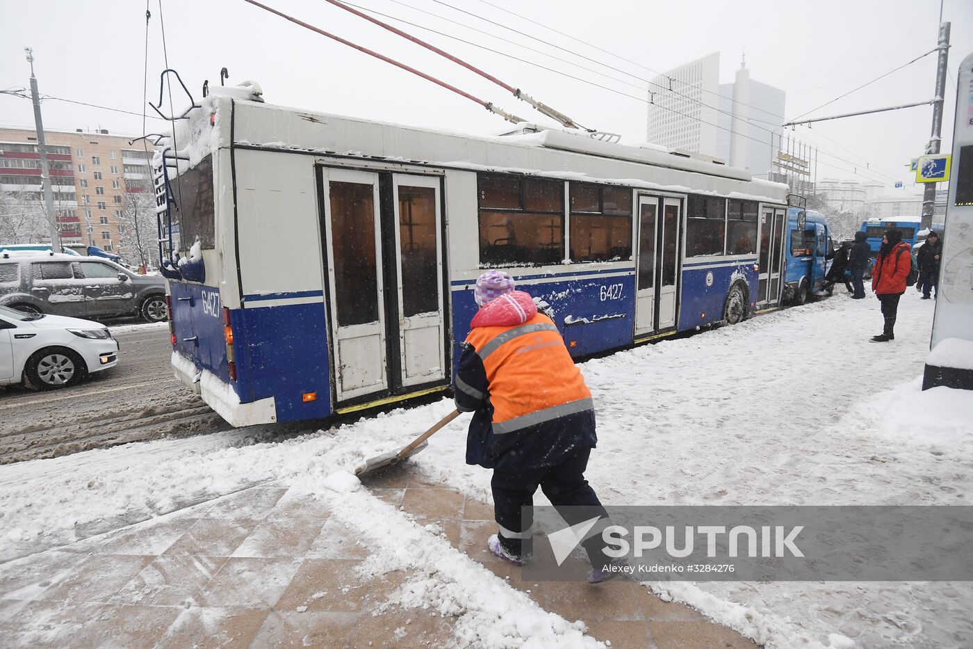 Snow clearing in Moscow
