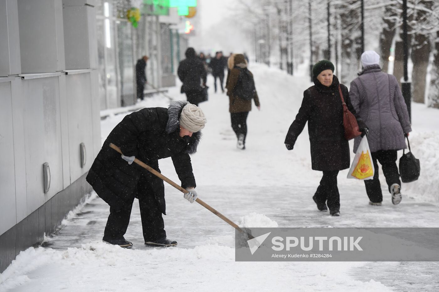 Snow clearing in Moscow