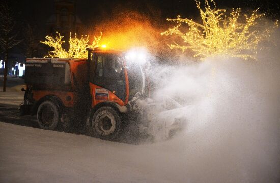 Snow clearing in Moscow