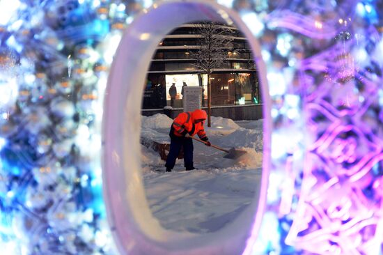 Snow clearing in Moscow