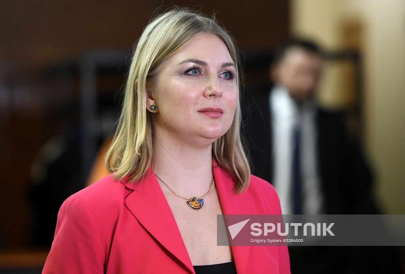 Presidential candidates submit signatures in their support to Central Election Commission