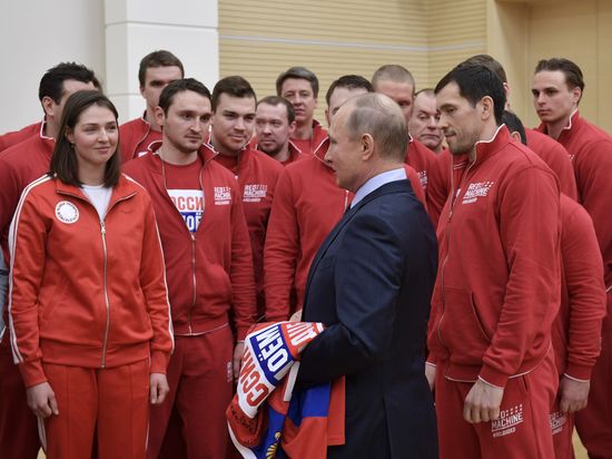 President Vladimir Putin meets with Russian athletes competing in 23rd Winter Olympic Games in PyeongChang