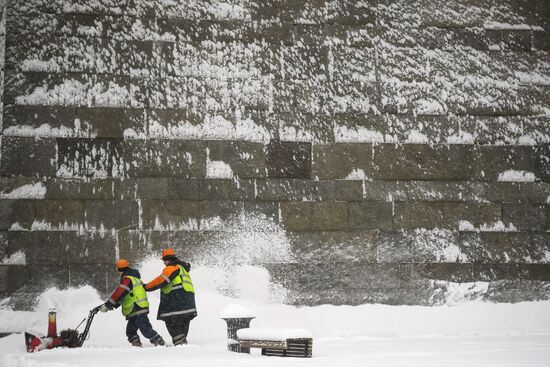 Snow clearing in Moscow