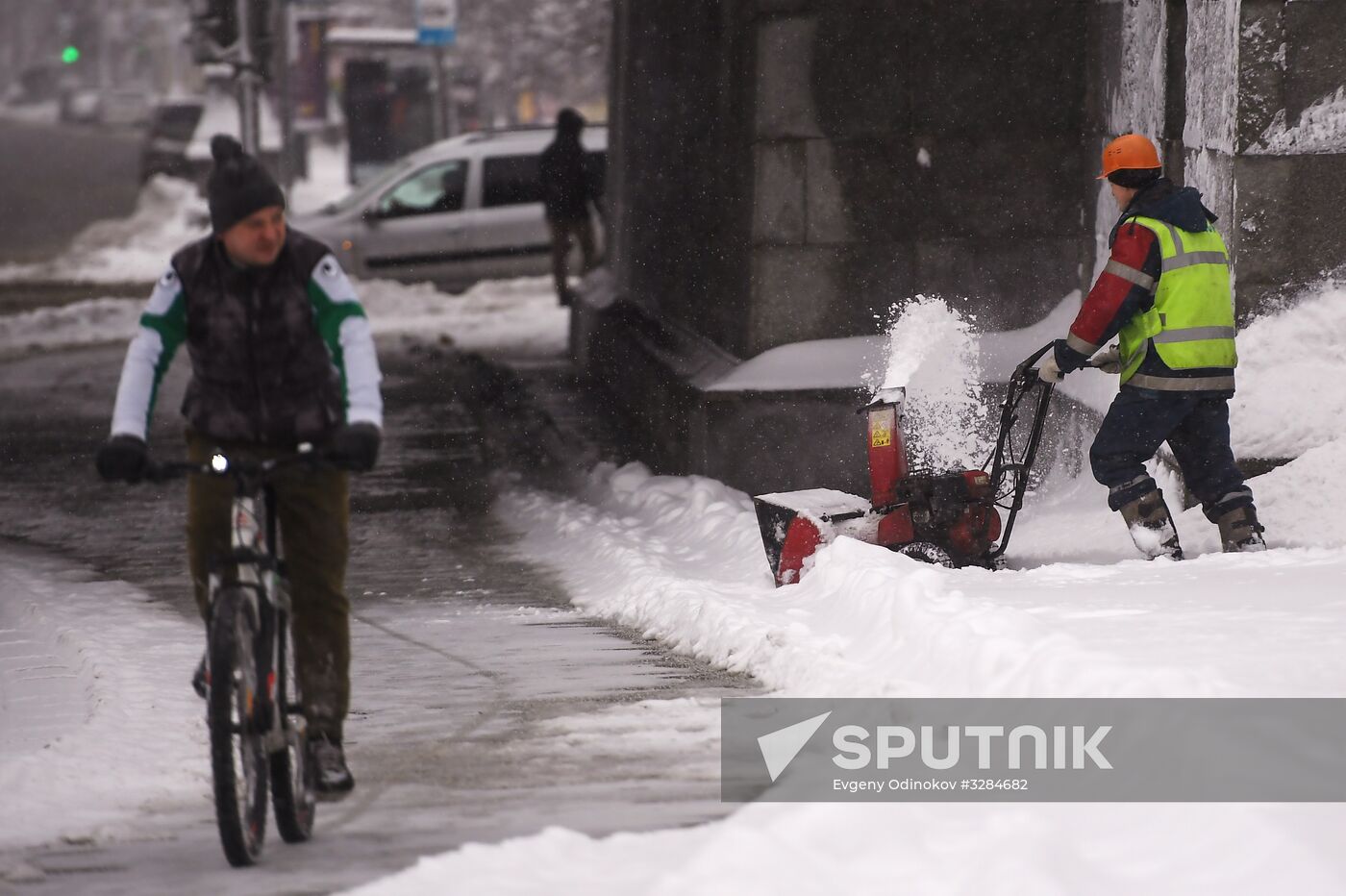 Snow clearing in Moscow