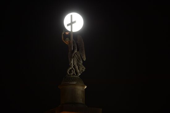 Supermoon