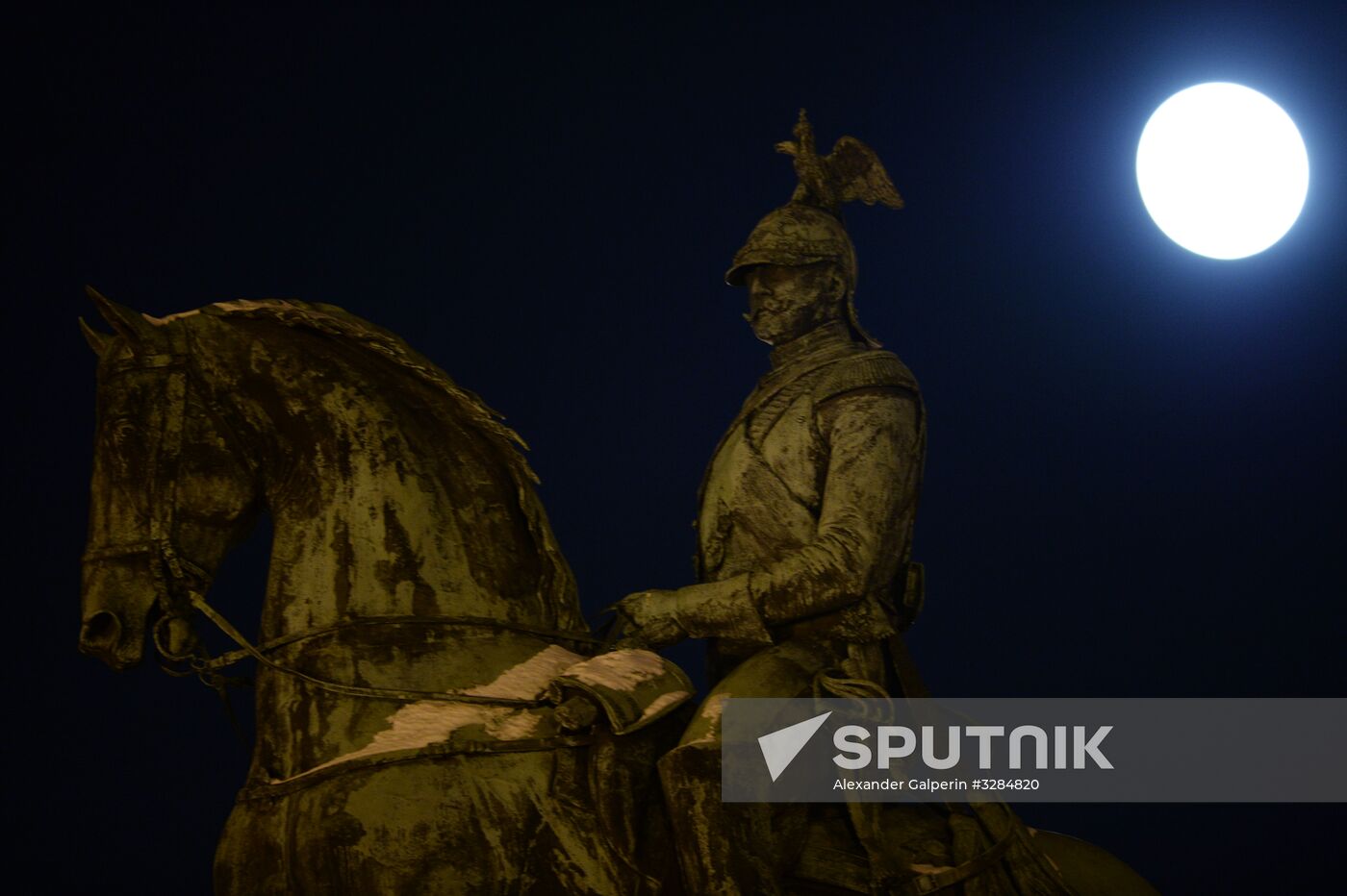 Supermoon