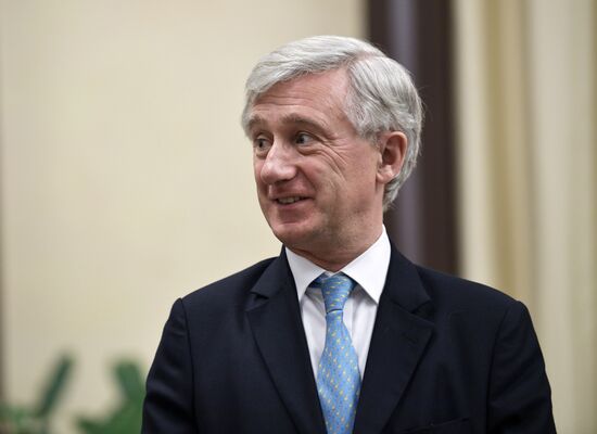 Vladimir Putin meets with members of Economic Council of Franco-Russian Chamber of Commerce and Industry