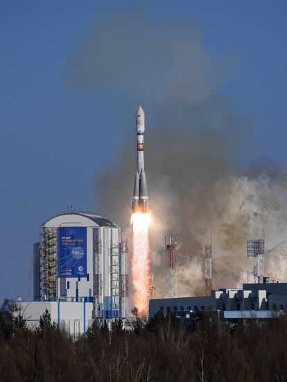 Soyuz-2.1a launches from Vostochny Space Center