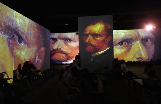 'From Monet to Kandinsky' multimedia project in Berlin