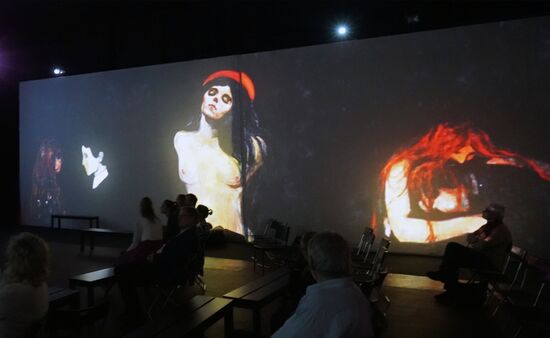 'From Monet to Kandinsky' multimedia project in Berlin