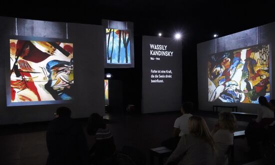 'From Monet to Kandinsky' multimedia project in Berlin