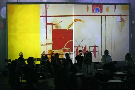 'From Monet to Kandinsky' multimedia project in Berlin