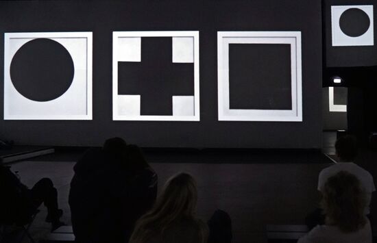 'From Monet to Kandinsky' multimedia project in Berlin