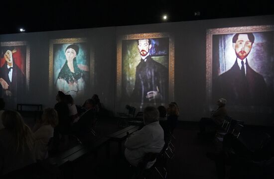 'From Monet to Kandinsky' multimedia project in Berlin