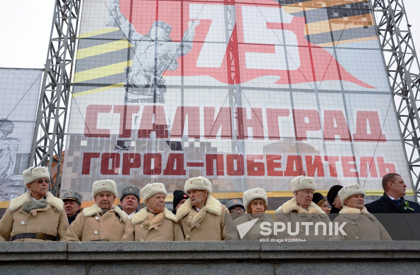 Parade marks 75th anniversary of Stalingrad Victory
