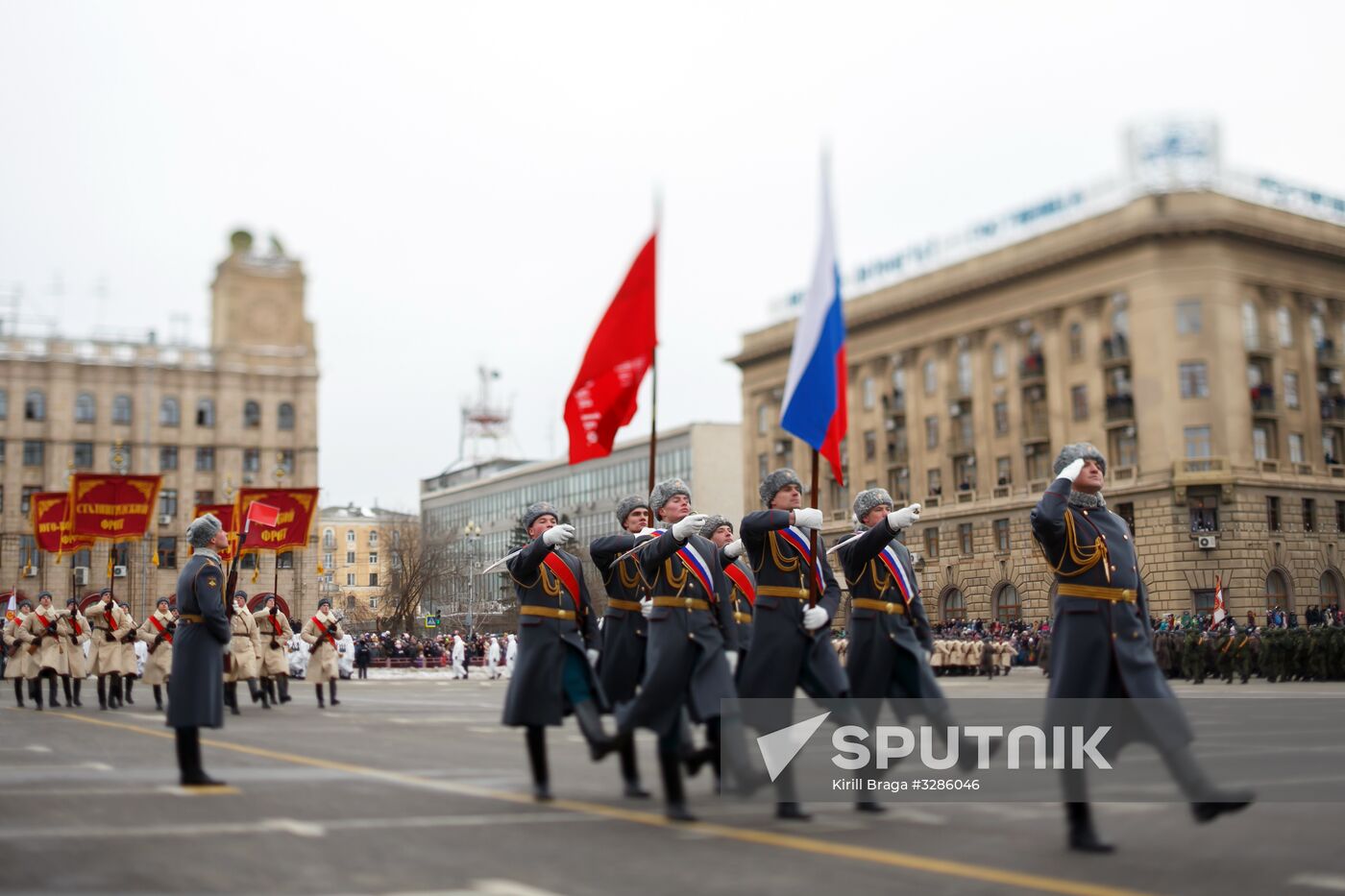 Parade marks 75th anniversary of Stalingrad Victory